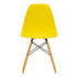 Cadeira Eames em Plástico DSW / Ácer Dourado